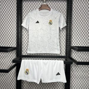 Kid's Real Madrid 2024/25 Pre-Match Training Kit