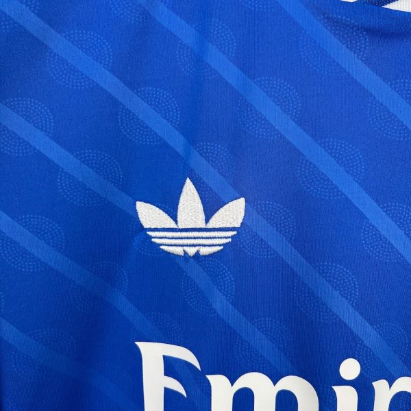 ⁦قميص ريال مدريد 2025/26 الثالث⁩ - الصورة ⁦8⁩