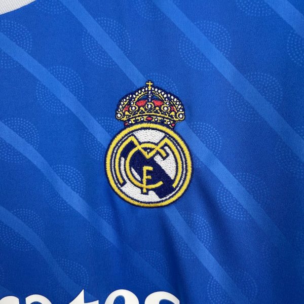 ⁦قميص ريال مدريد 2025/26 الثالث⁩ - الصورة ⁦7⁩