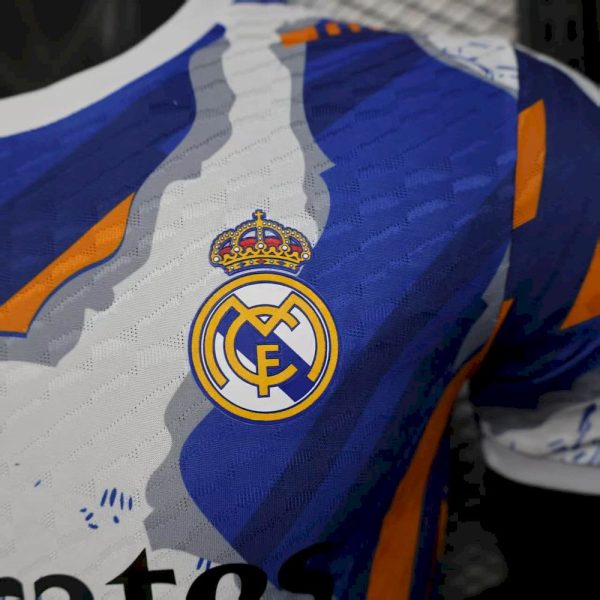 Men's Real Madrid 2025/26 Limited Matchday Edition Jersey Player Version - Image 7
