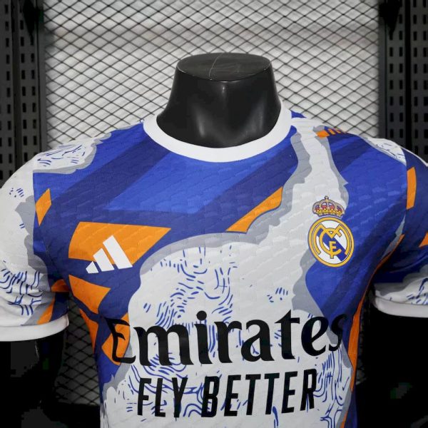 Men's Real Madrid 2025/26 Limited Matchday Edition Jersey Player Version - Image 3