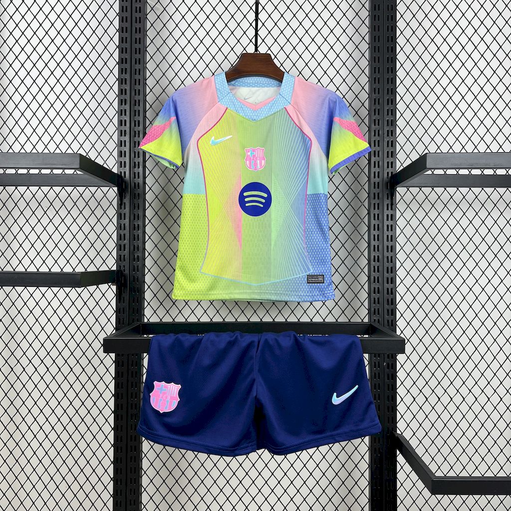 202506061337592.jpg Kid's Barcelona 2025/26 Color special edition Kit - Image 1