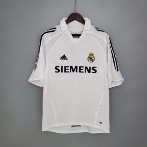 Retro Real Madrid 2005/06 Home Jersey