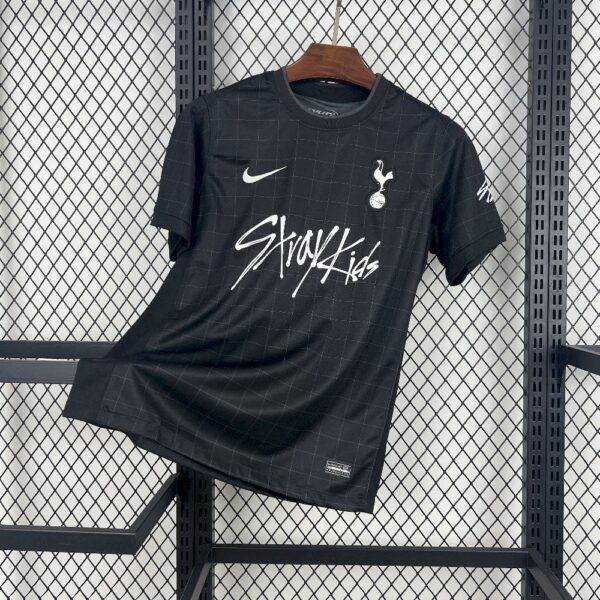 Men's Tottenham Hotspur 2025/26 Stray Kids x London, England Limited Edition  Jersey
