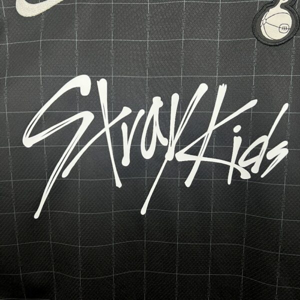 Men's Tottenham Hotspur 2025/26 Stray Kids x London, England Limited Edition  Jersey - Image 6
