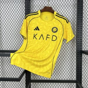 قميص النصر موسم 2025/26 الأساسي