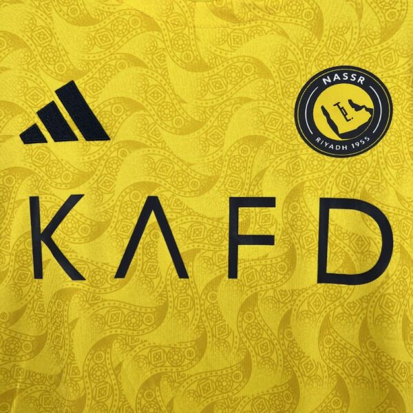 ⁦قميص النصر موسم 2025/26 الأساسي⁩ - الصورة ⁦6⁩